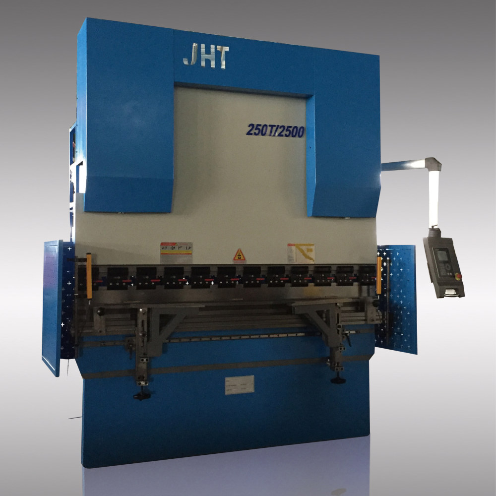 HTP MODEL HYDRAULIC PRESS BRAKE WITH DA41S CNC SYSTEM 250T2500 MODEL