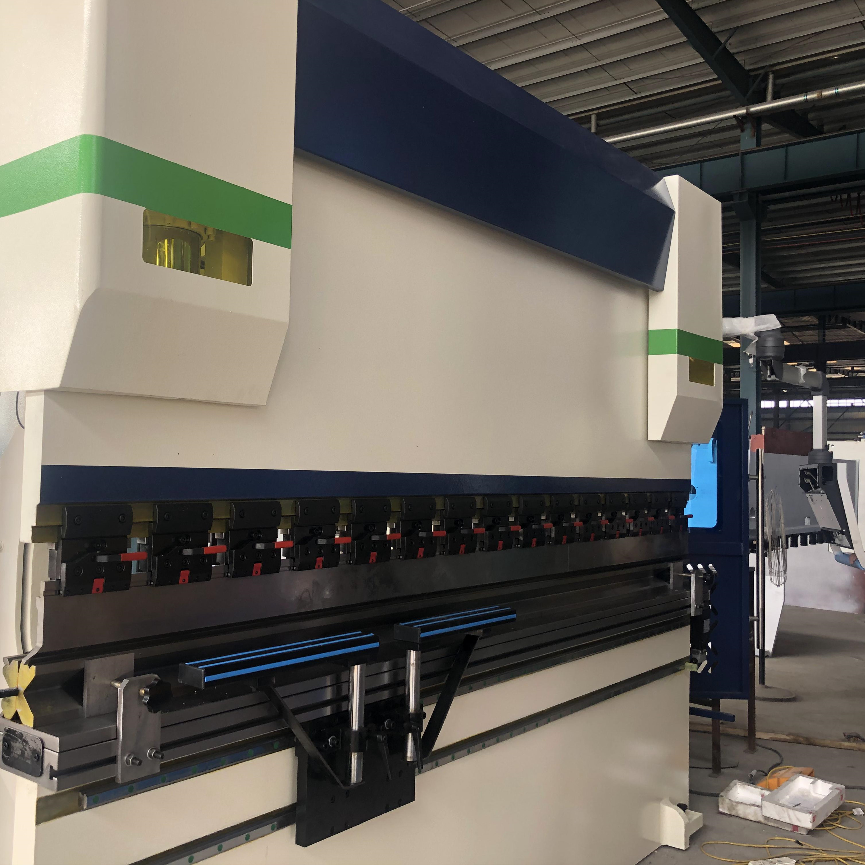 EHP ELECTRO HYDRAULIC CNC PRESS BRAKE WITH  DA69T 8+1 AXIS